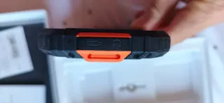 TELEFONO RUGERIZADO OUKITEL WP6 Negro/Naranja