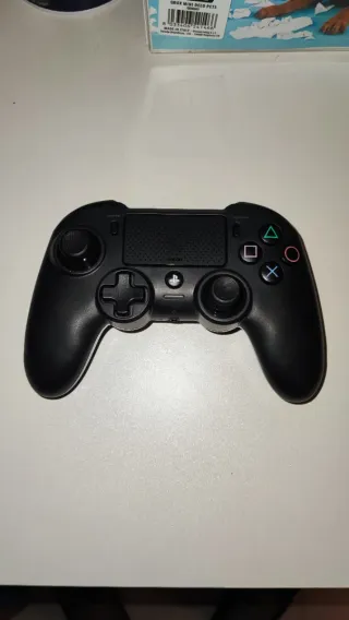 Controller PS4 Dualshock 4 Nero