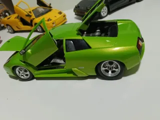 Lamborghini Murciélago 1/18