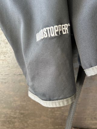 Sudadera The North Face cremallera gris