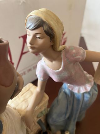 Figura NAO Conversando en el pozo