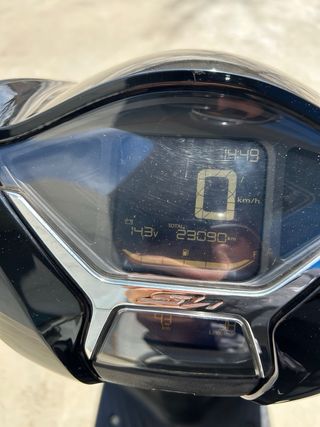 Honda SH 125i Scooter Negra