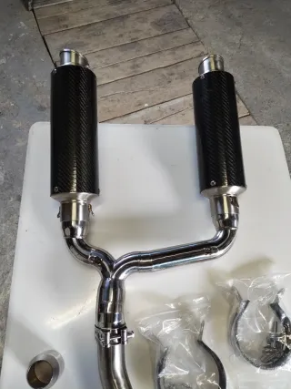 Escape LeoVince Suzuki GSR 600/400