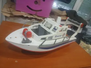 Barca de playmobil Solo le falta tapa alante