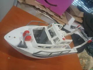 Barca de playmobil Solo le falta tapa alante