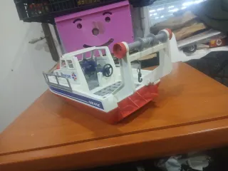 Barca de playmobil Solo le falta tapa alante