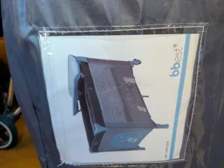 Cuna de viaje plegable con cambiador