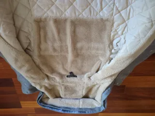 Chaqueta gris con forro beige