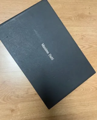 Zapatos Massimo Dutti negros cordones