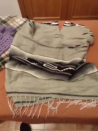Poncho Mexicano gris Multicolor