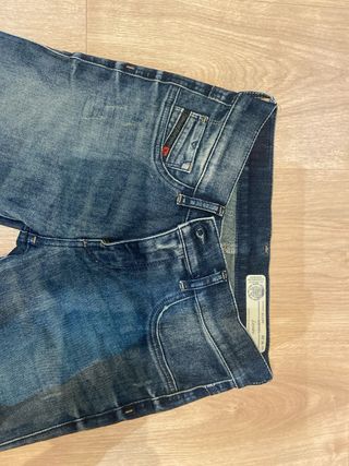 Pantalones vaqueros Diesel azules