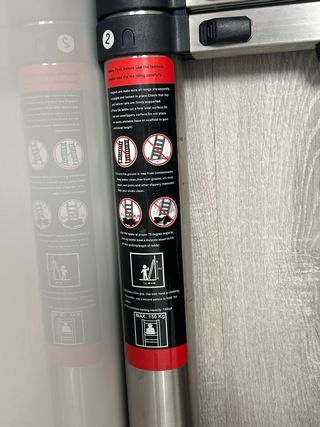 Escalera telescópica de aluminio de 5M