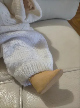 Bambola antica in composizione o celluloide