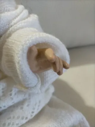 Bambola antica in composizione o celluloide