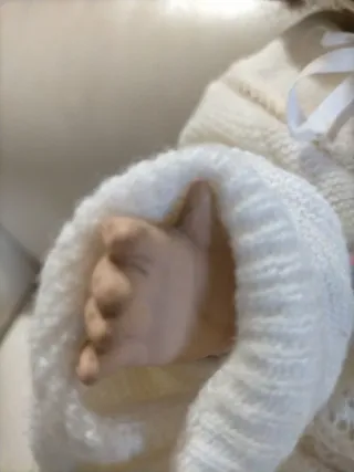 Bambola antica in composizione o celluloide