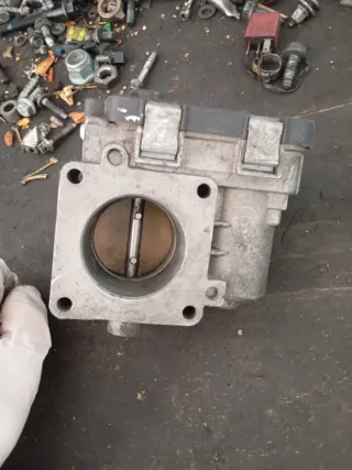 Corpo farfalla Fiat Panda