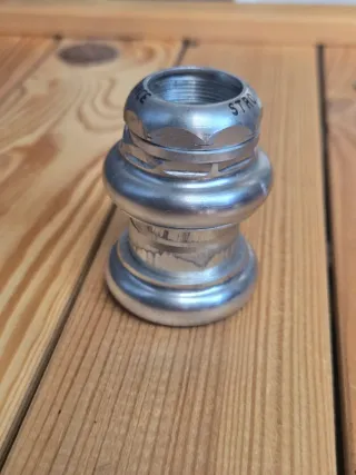 Direccion stronglight  france