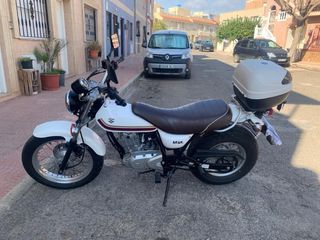 Suzuki vanvan 125