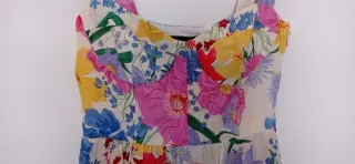 Vestido Zara floral algodón Talla XS