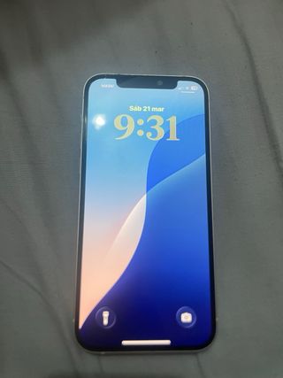 iPhone 12 79% Capacidad Máxima y con su caja .