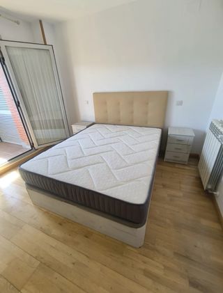 Colchones y canapés de matrimonio