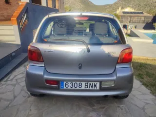 Toyota Yaris 2001