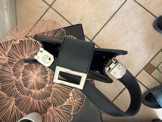 Bellissima borsetta nera da donna