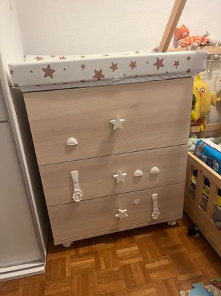 Cómoda cambiador bañera bebé