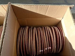 Lijadora orbital DEKO + 193 discos de lija