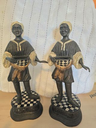 Figuras decorativas de pareja con cuencos