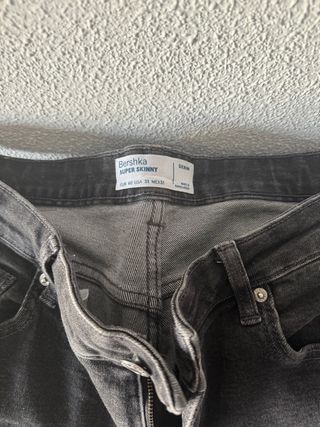 Pantalón vaquero gris hombre