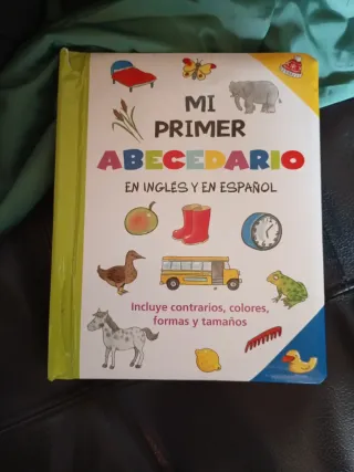 Mi primer abecedario en ingles y en espanol