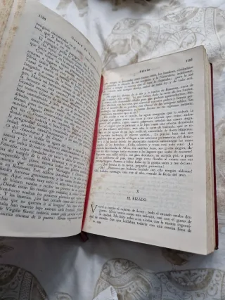 Tres mil años de amor en treinta y una novelas.