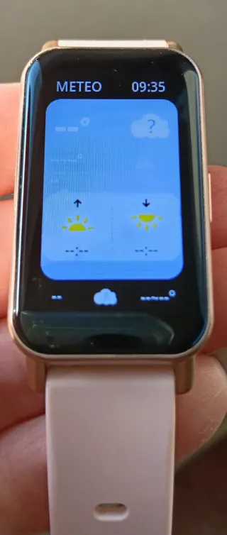 Smartwatch multifunzione con cinturino rosa