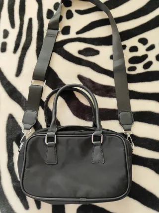 Borsa Prada Nera con Manici Lunghi e Corti