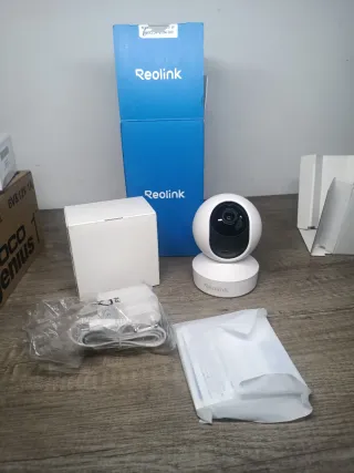 Cámara Reolink PT 3K Interior
