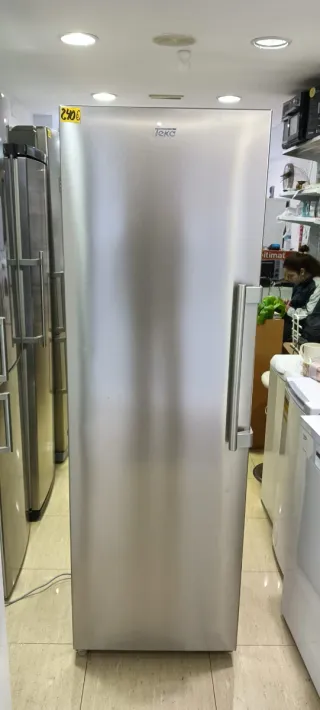 CONGELADOR VERTICAL TEKA NO FROST ENERGÍA A+