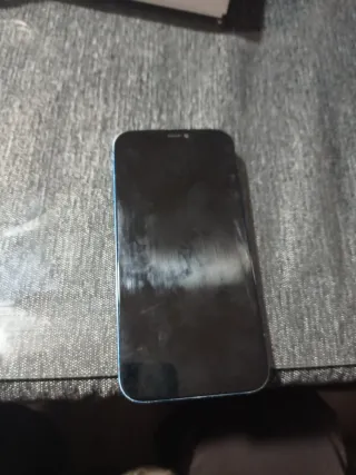 iPhone 12 azul para piezas