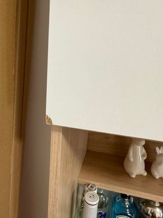 Alacena de cocina madera y blanca