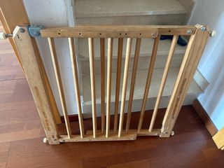 Barandilla de madera para escalera