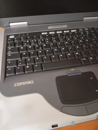 Portátil Compaq Presario 2100 512MB RAM