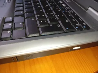 Portátil Compaq Presario 2100 512MB RAM