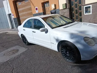Mercedes-Benz Classe C (206) 2000