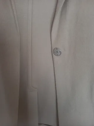 Chaqueta Pisonero Beige con Tachuelas