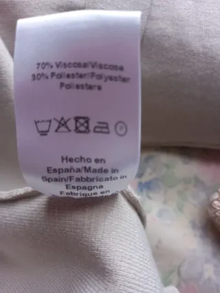 Chaqueta Pisonero Beige con Tachuelas