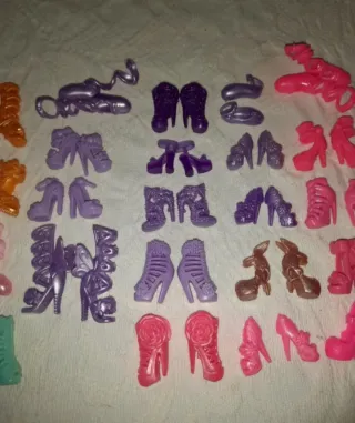 Scarpe per Ken, Barbie e bambole simili