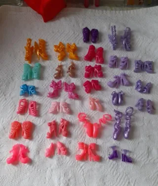 Scarpe per Ken, Barbie e bambole simili