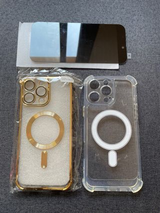 Fundas iPhone 16 Pro Max Dorada y Transparente