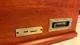 Tocadiscos Monarch Rockolla Est. 2021