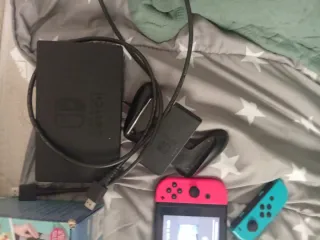 Nintendo Switch Completa con Caja